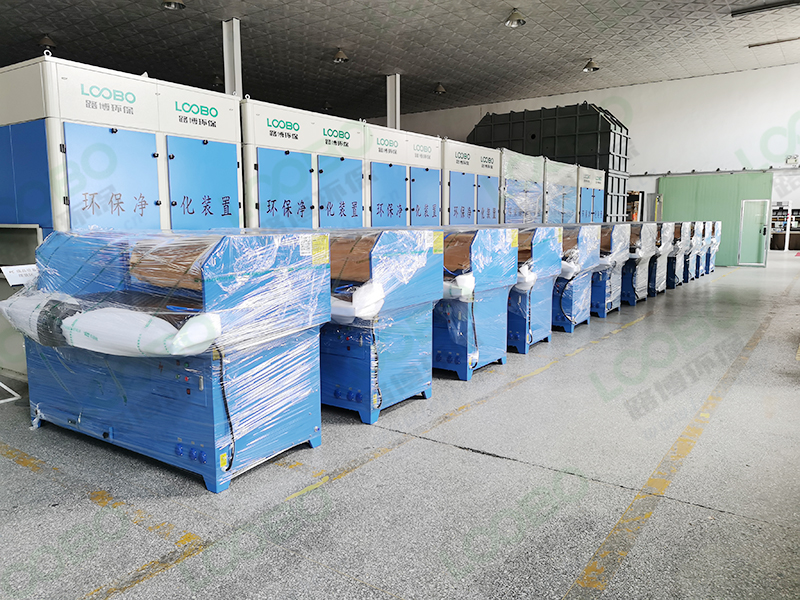 打磨除塵工作臺.jpg 打磨除塵工作臺.jpg