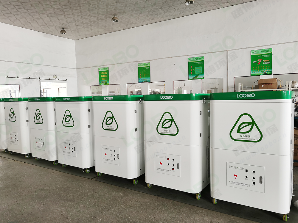 焊煙凈化器生產(chǎn)廠家備貨進行時01.jpg 焊煙凈化器生產(chǎn)廠家備貨進行時01.jpg